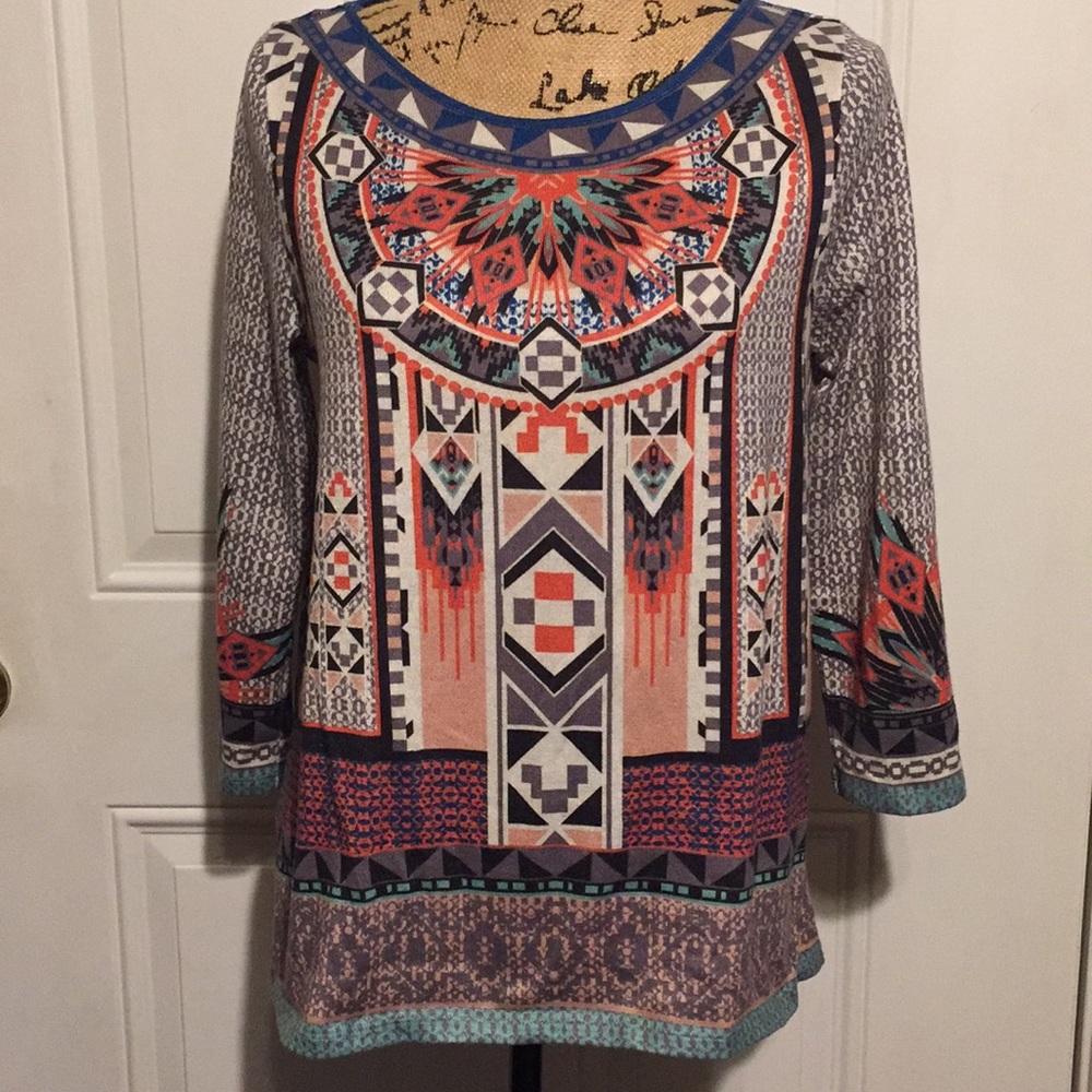 Flying Tomato Size Med Blouse Boho/Aztec design